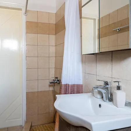 בית נופש Corfu Fotis House *